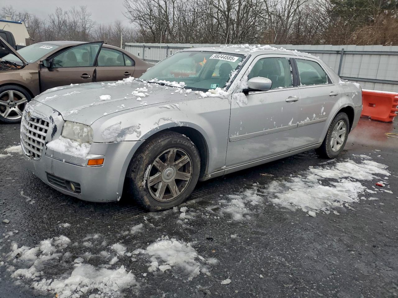Chrysler 300 Touring Image 1