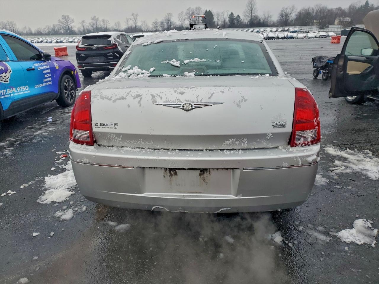 Chrysler 300 Touring Image 9