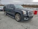 GMC Yukon Denali Image 6