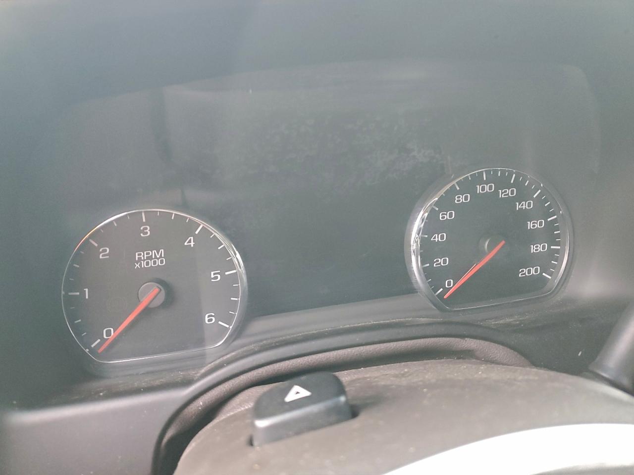 GMC Yukon Denali Image 8