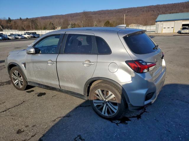 Mitsubishi Outlander Se Image 3