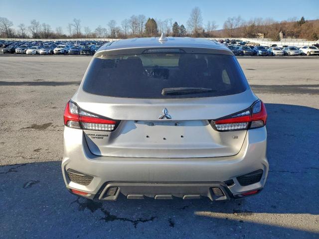 Mitsubishi Outlander Se Image 4