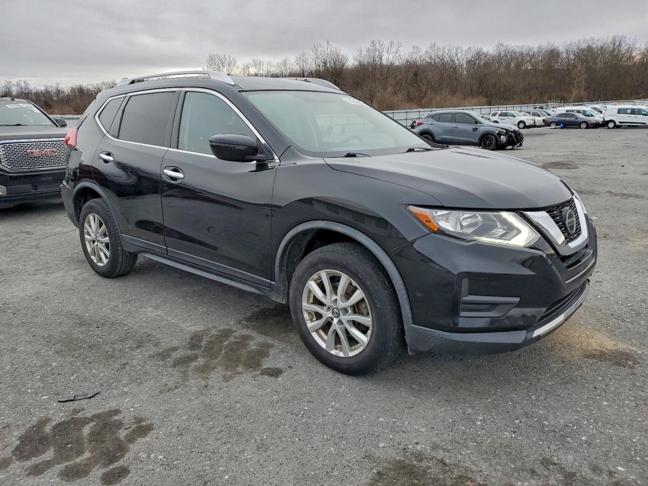 Nissan Rogue S Image 13