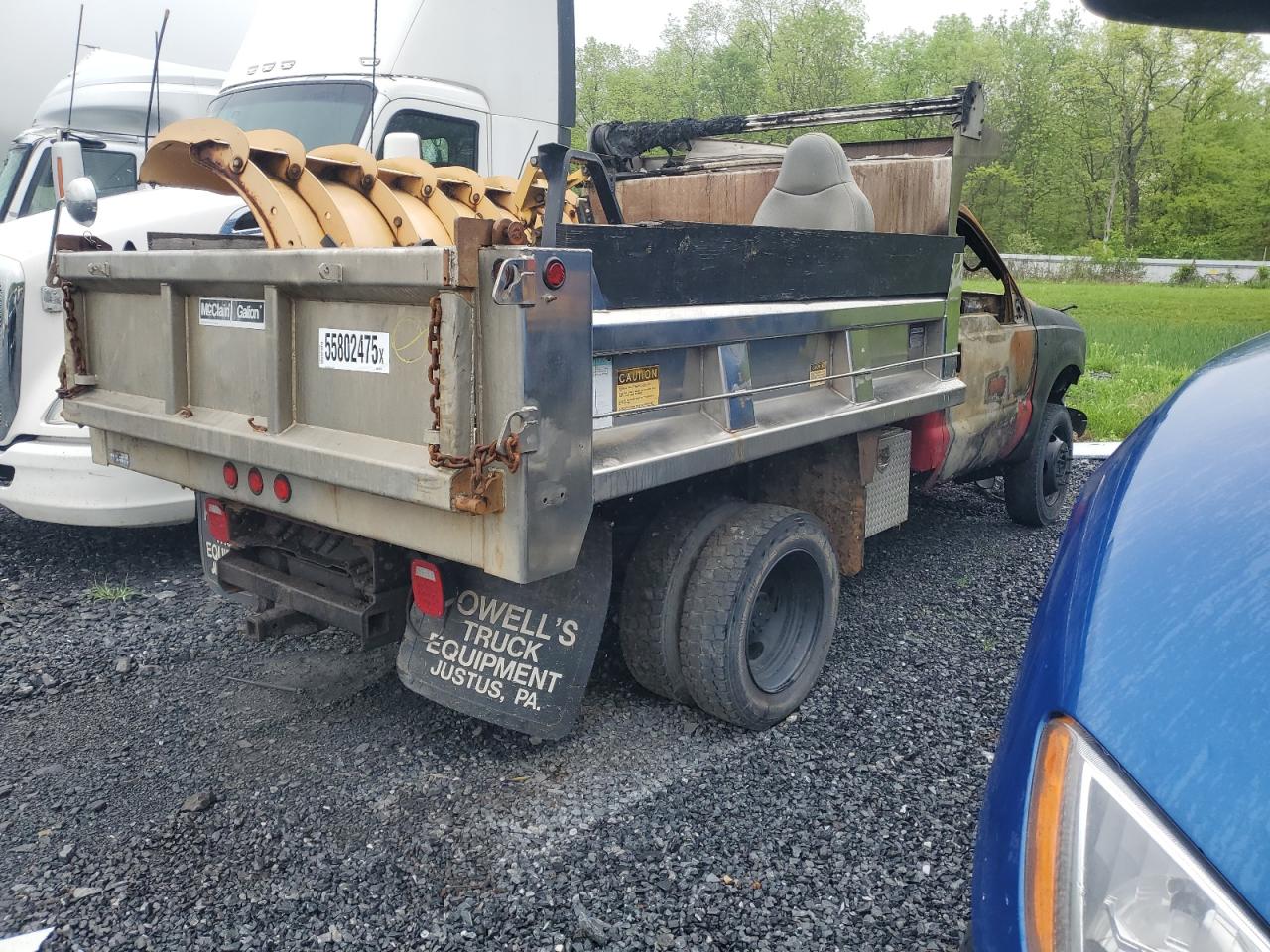 Ford F-550 Super Duty Image 7