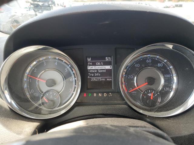 Chrysler Minivan Touring Image 5