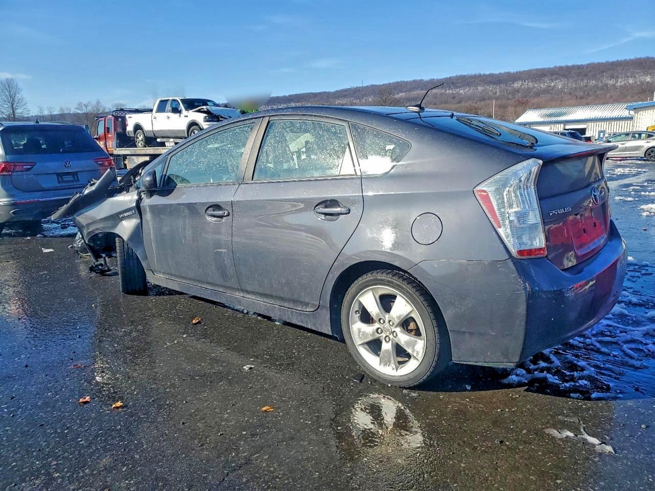 Toyota Prius Image 2