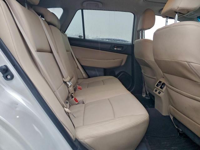Subaru Outback 2.5i Limited Image 11