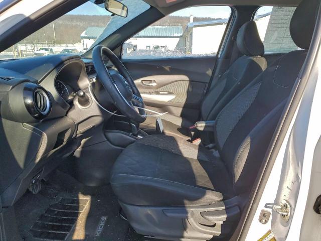 Nissan Kicks Sv Image 11