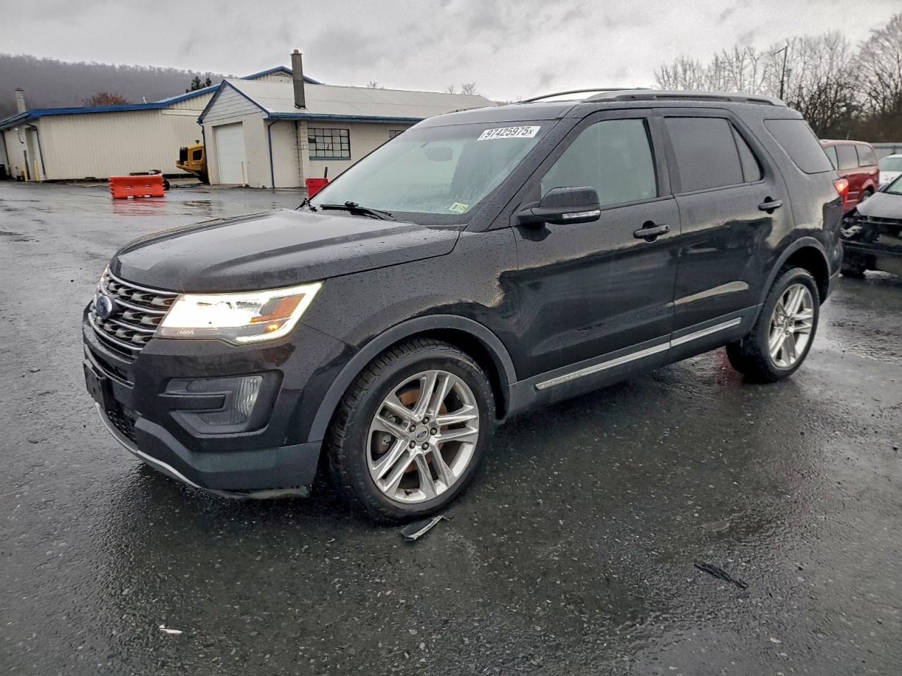 Ford Explorer Xlt Image 1