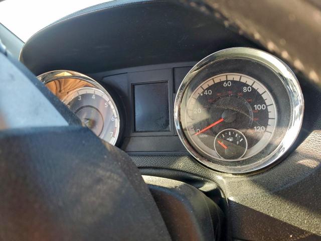 Dodge Caravan Crew Image 2