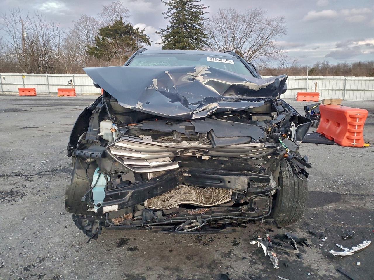 Hyundai SANTA FE Image 4