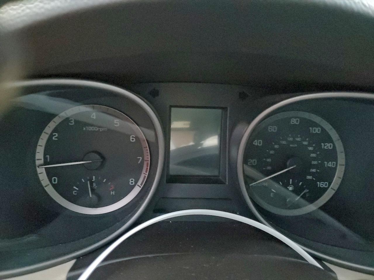 Hyundai SANTA FE Image 9