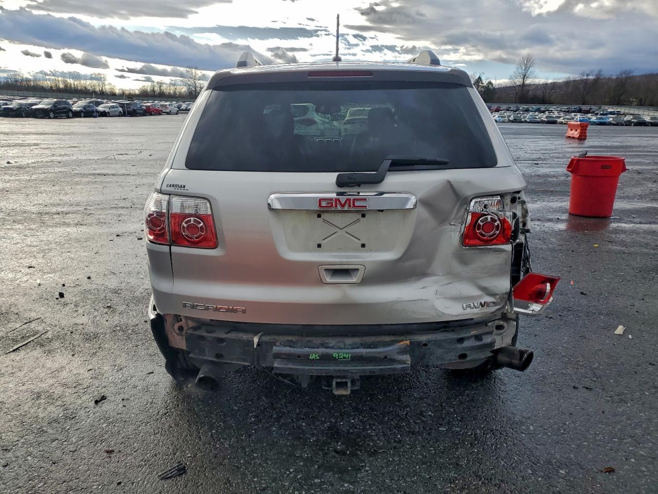 GMC Acadia Denali Image 12