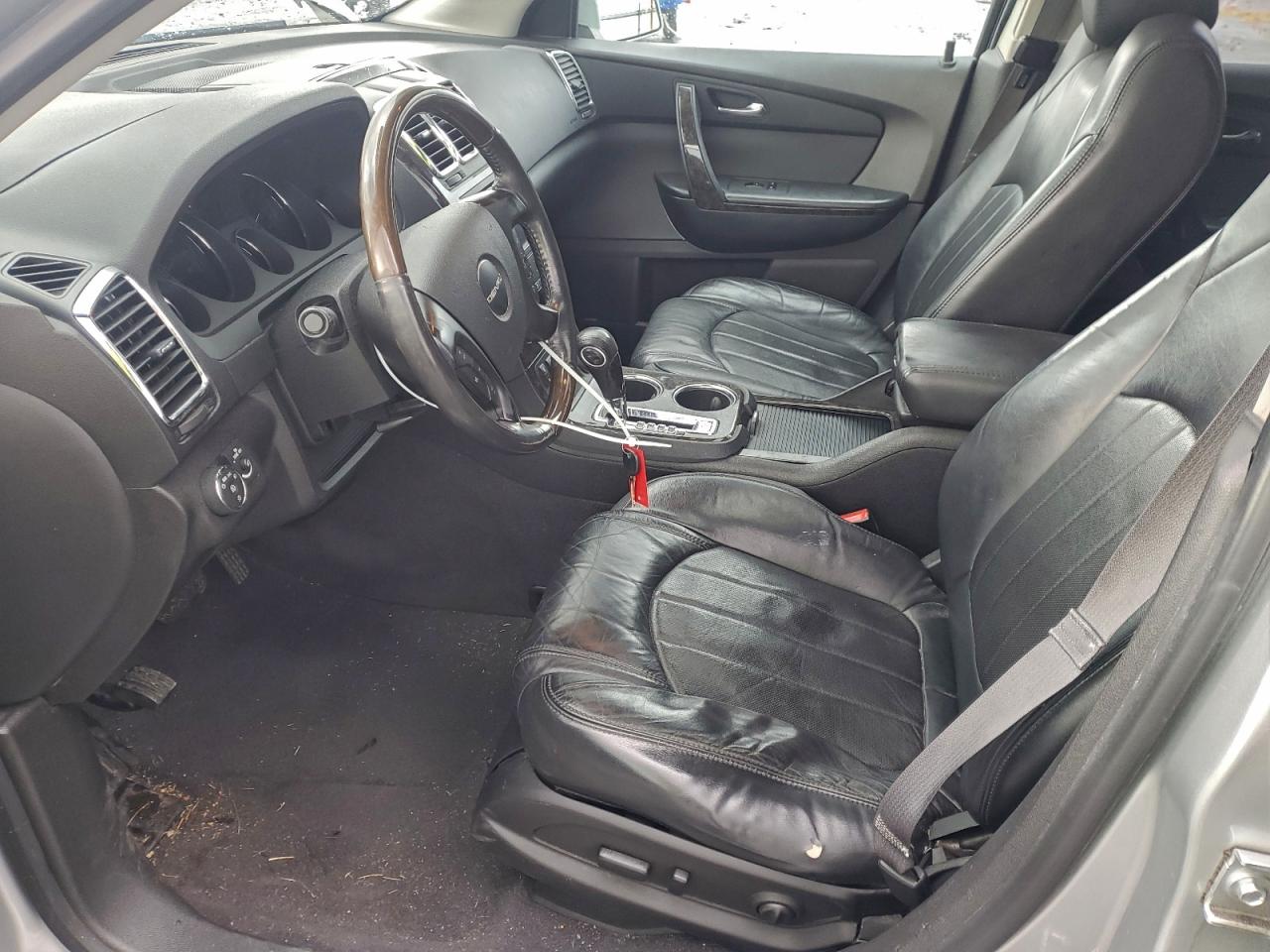 GMC Acadia Denali Image 8