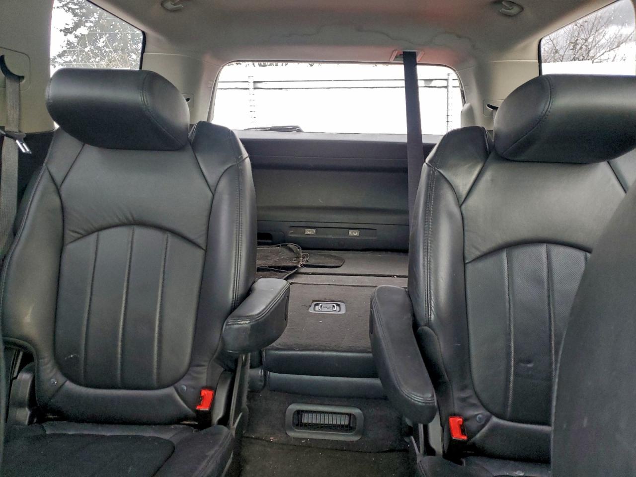 GMC Acadia Denali Image 4