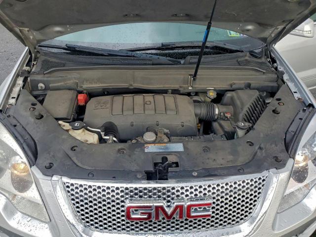GMC Acadia Denali Image 7