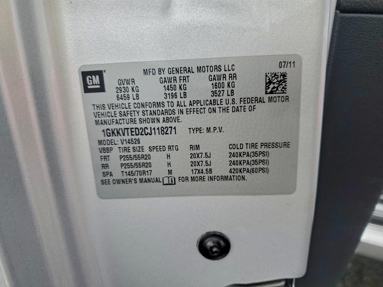 GMC Acadia Denali Image 11