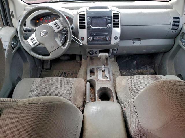 Nissan Frontier S Image 2