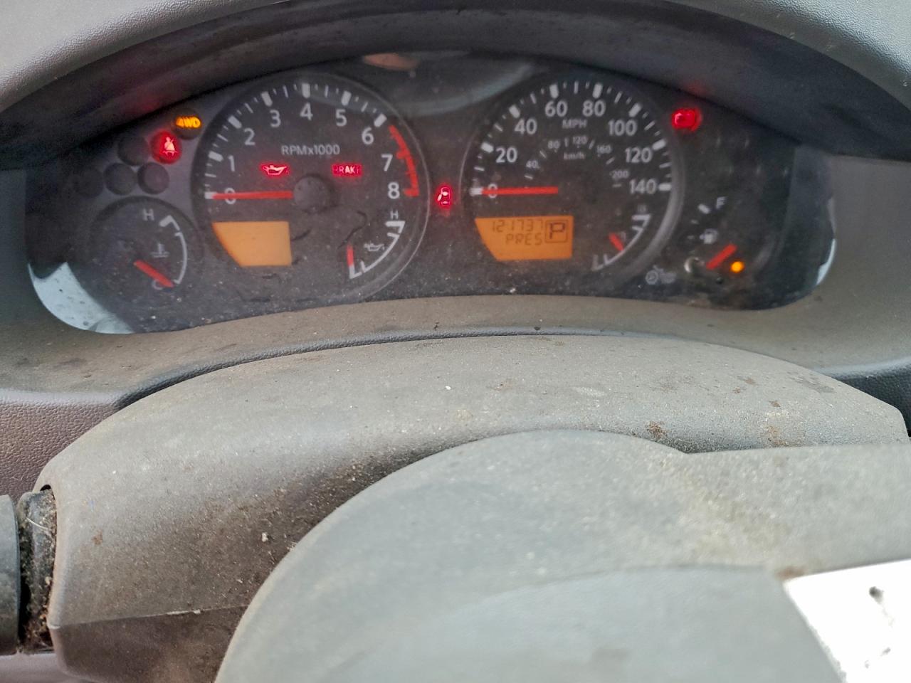 Nissan Frontier S Image 8