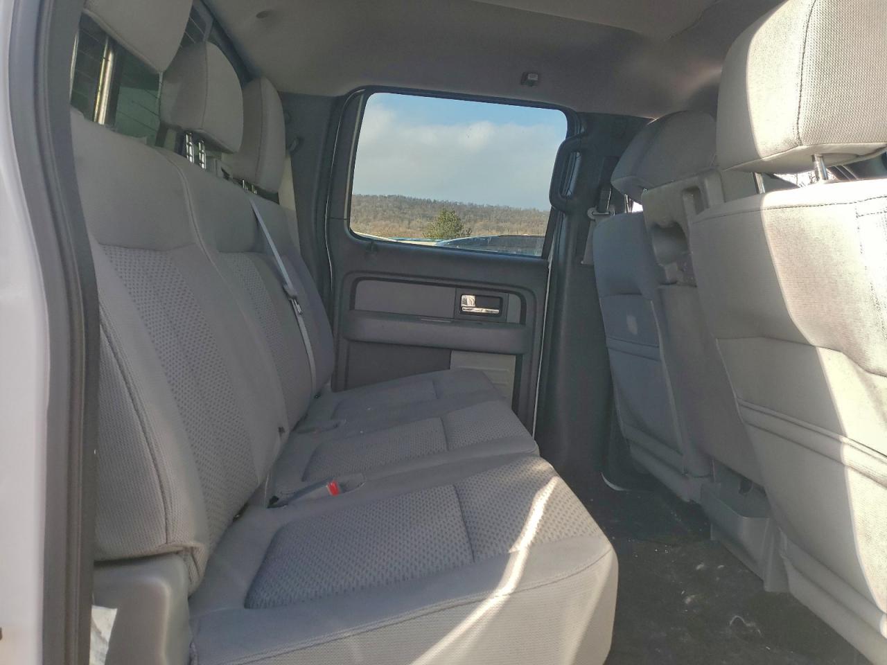 Ford F-150 Supercrew Image 9