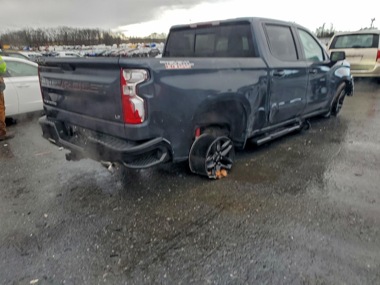 Chevrolet Silverado K1500 Lt Trail Boss Image 2