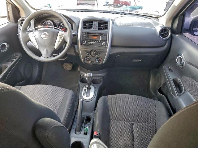 Nissan Versa S Image 12