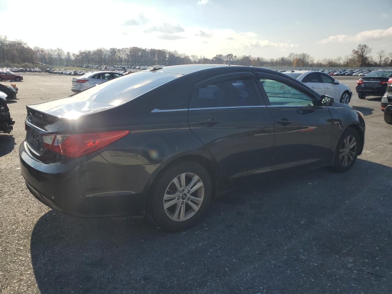 Hyundai SONATA Gls Image 11