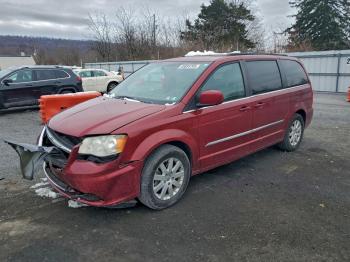  Salvage Chrysler Minivan