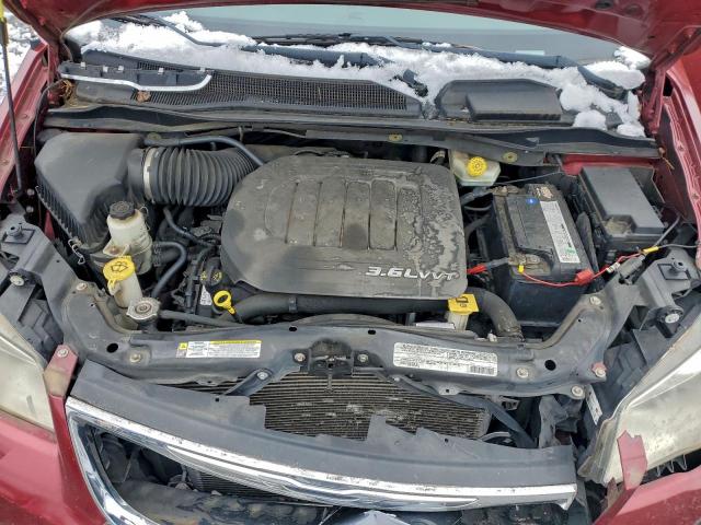 Chrysler Minivan Touring Image 9