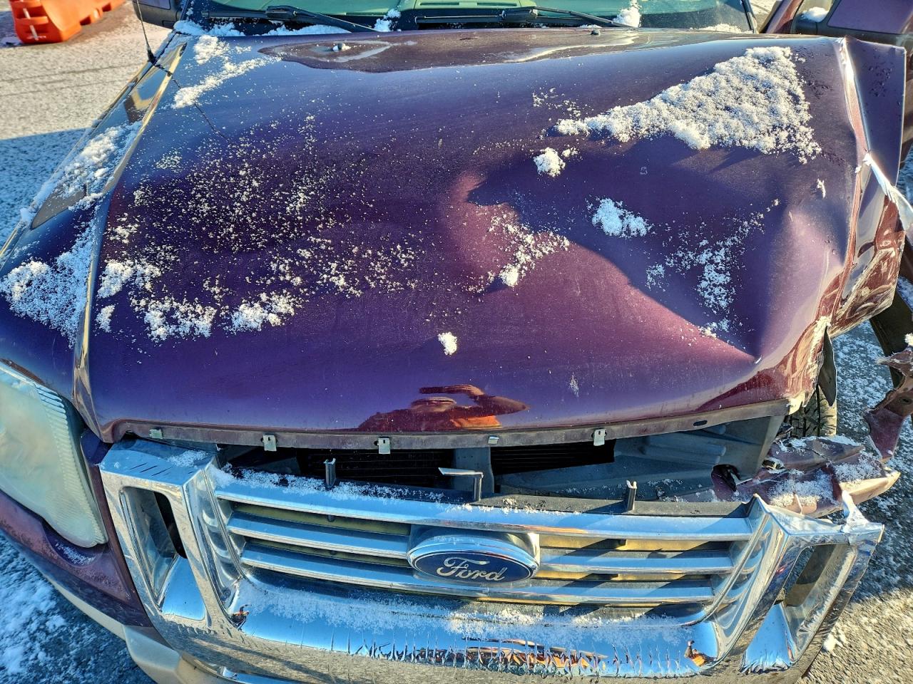 Ford Explorer Eddie Bauer Image 11