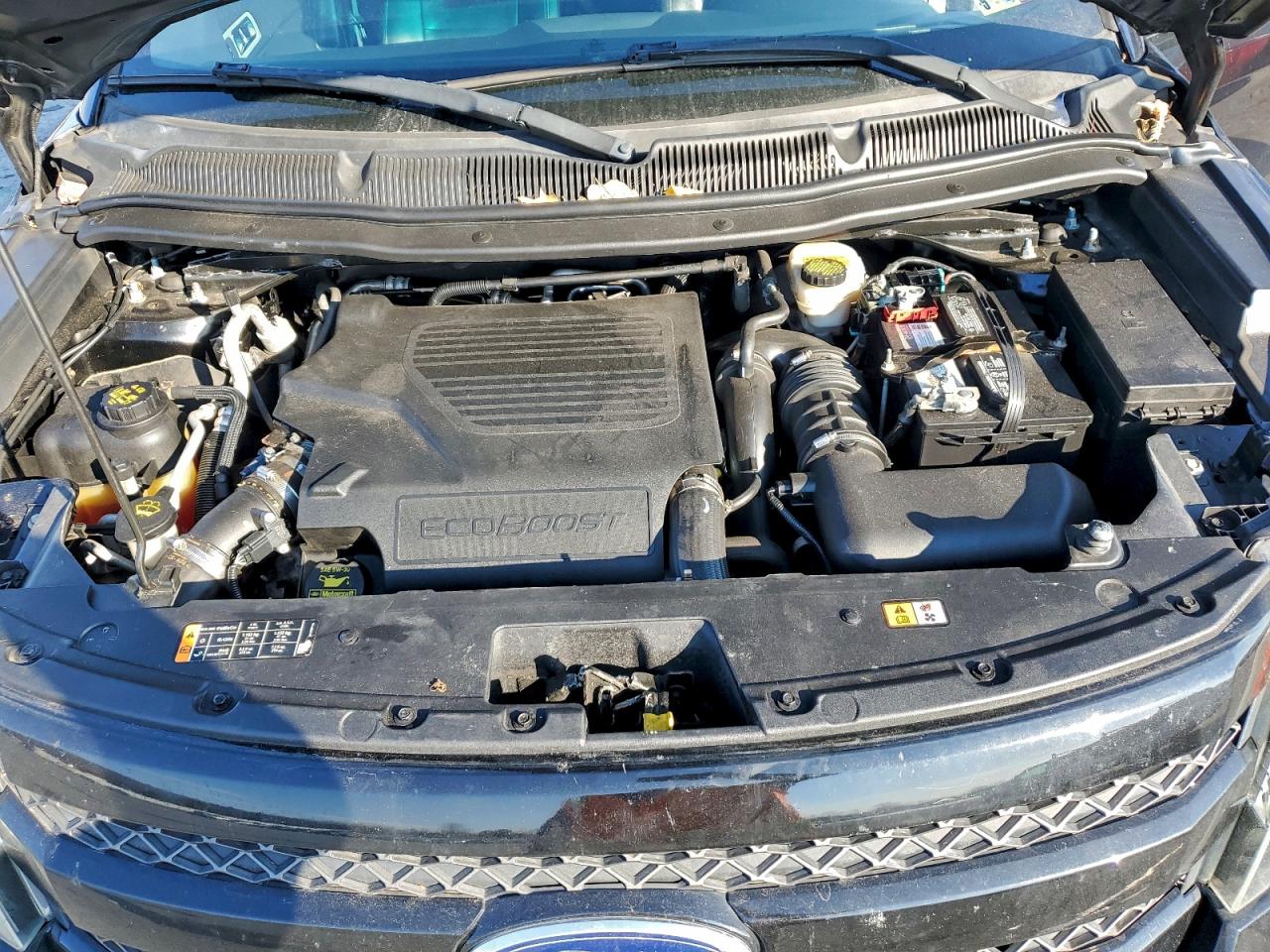 Ford Explorer Sport Image 13