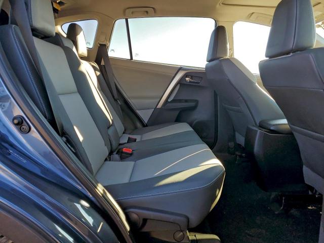 Toyota RAV4 Limited Image 12