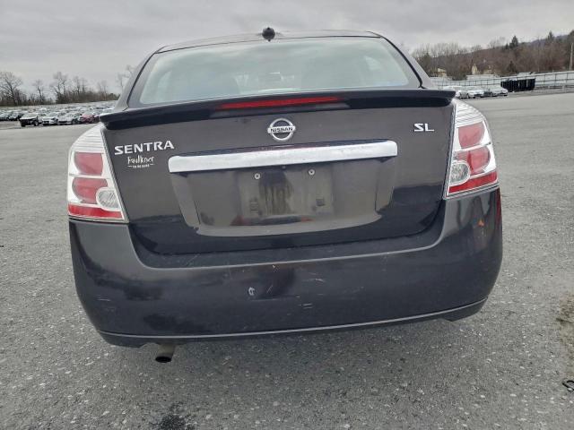 Nissan Sentra 2.0 Image 4