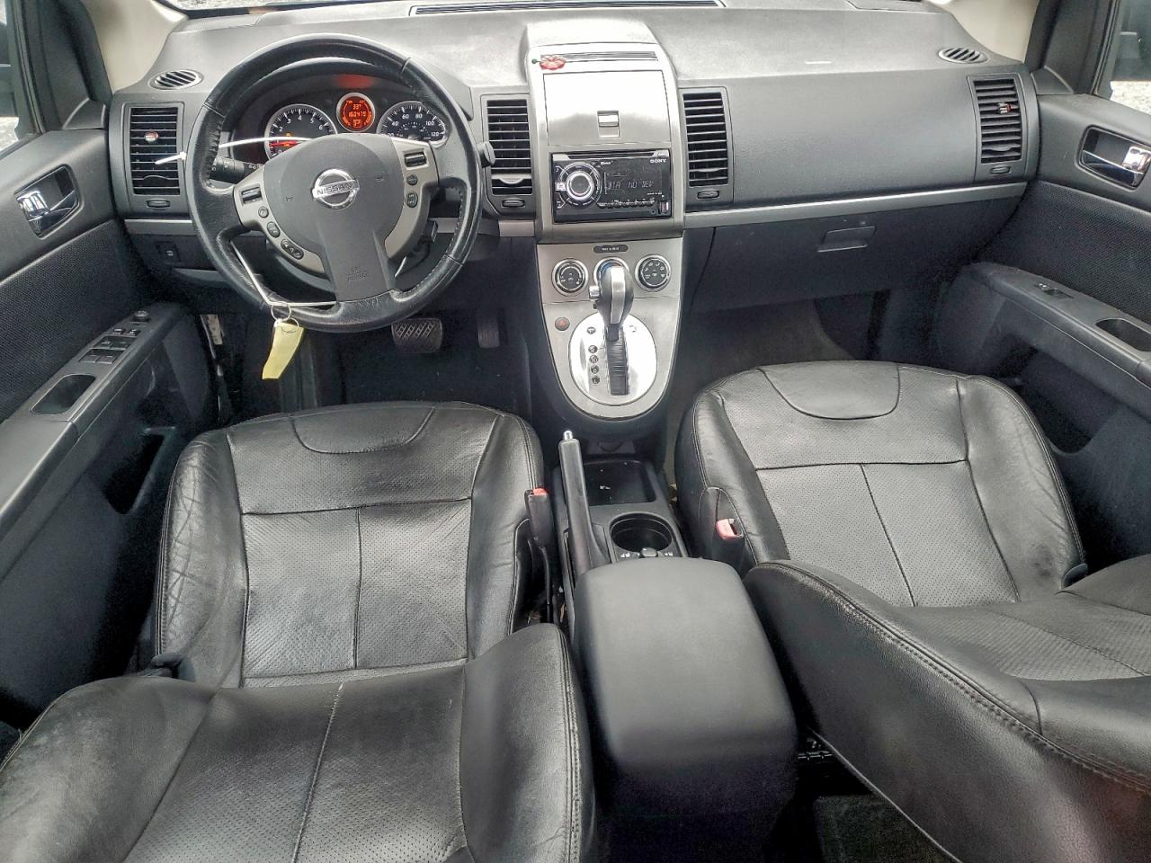 Nissan Sentra 2.0 Image 8
