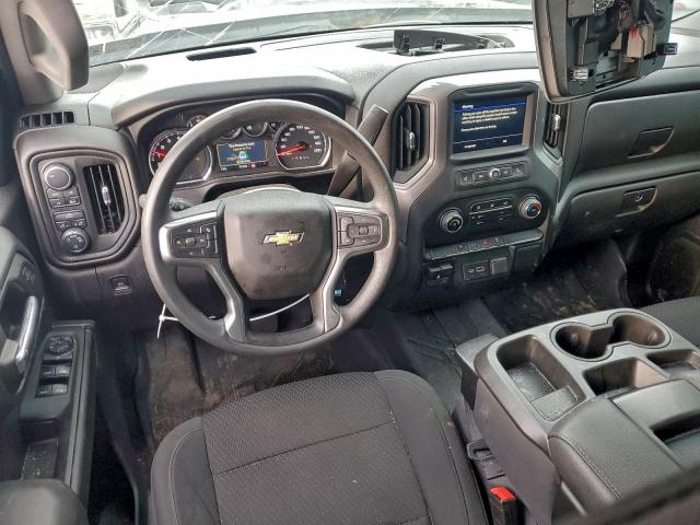 Chevrolet Silverado K1500 Custom Image 8