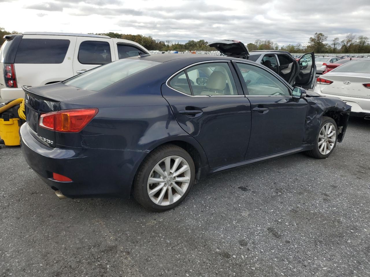 Lexus Is 250 Image 4