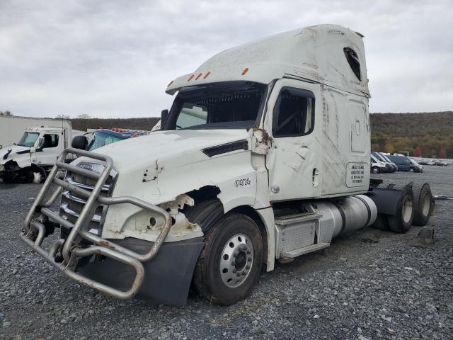 Freightliner Cascadia 1 Image 9
