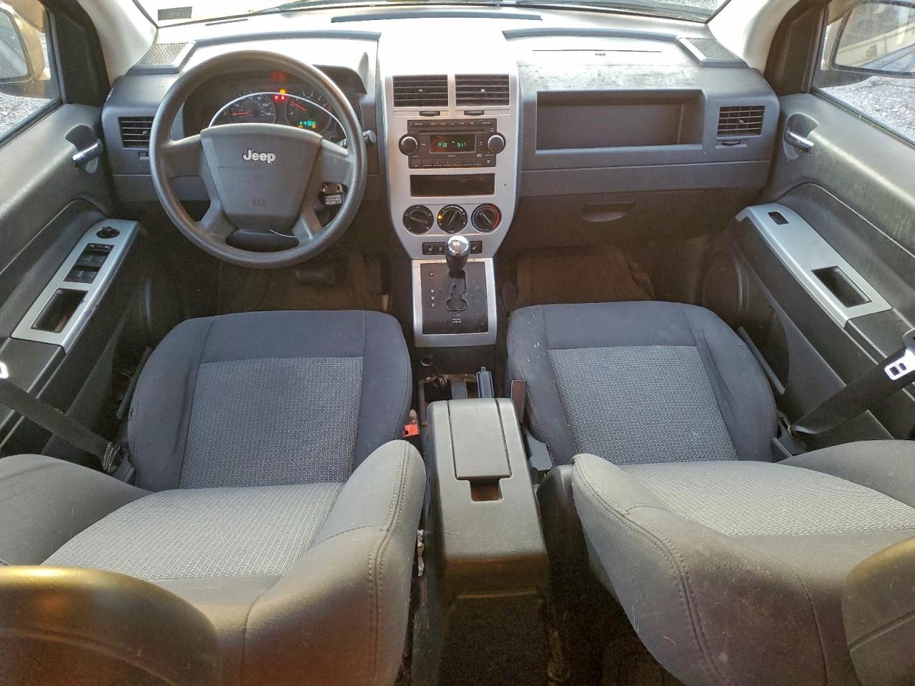 Jeep Compass Sport Image 9