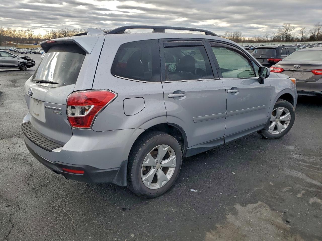 Subaru Forester 2.5i Limited Image 3