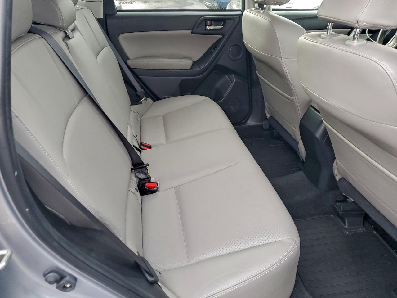 Subaru Forester 2.5i Limited Image 10