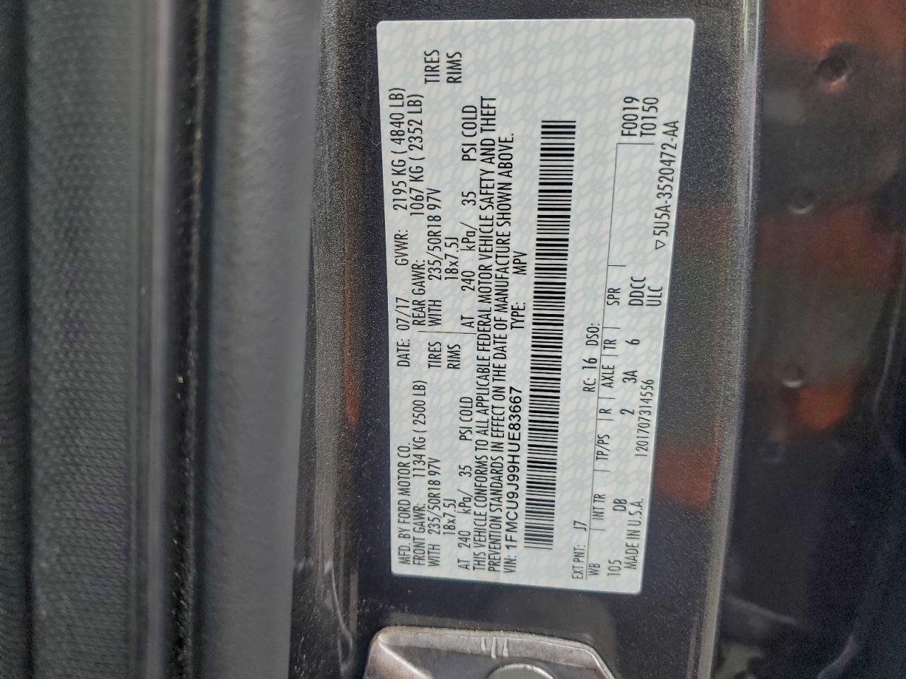 Ford Escape Titanium Image 9