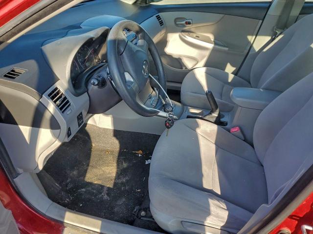 Toyota Corolla Base Image 7