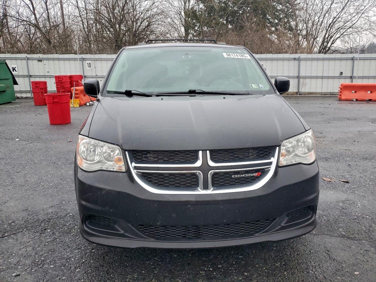 Dodge Caravan Sxt Image 4