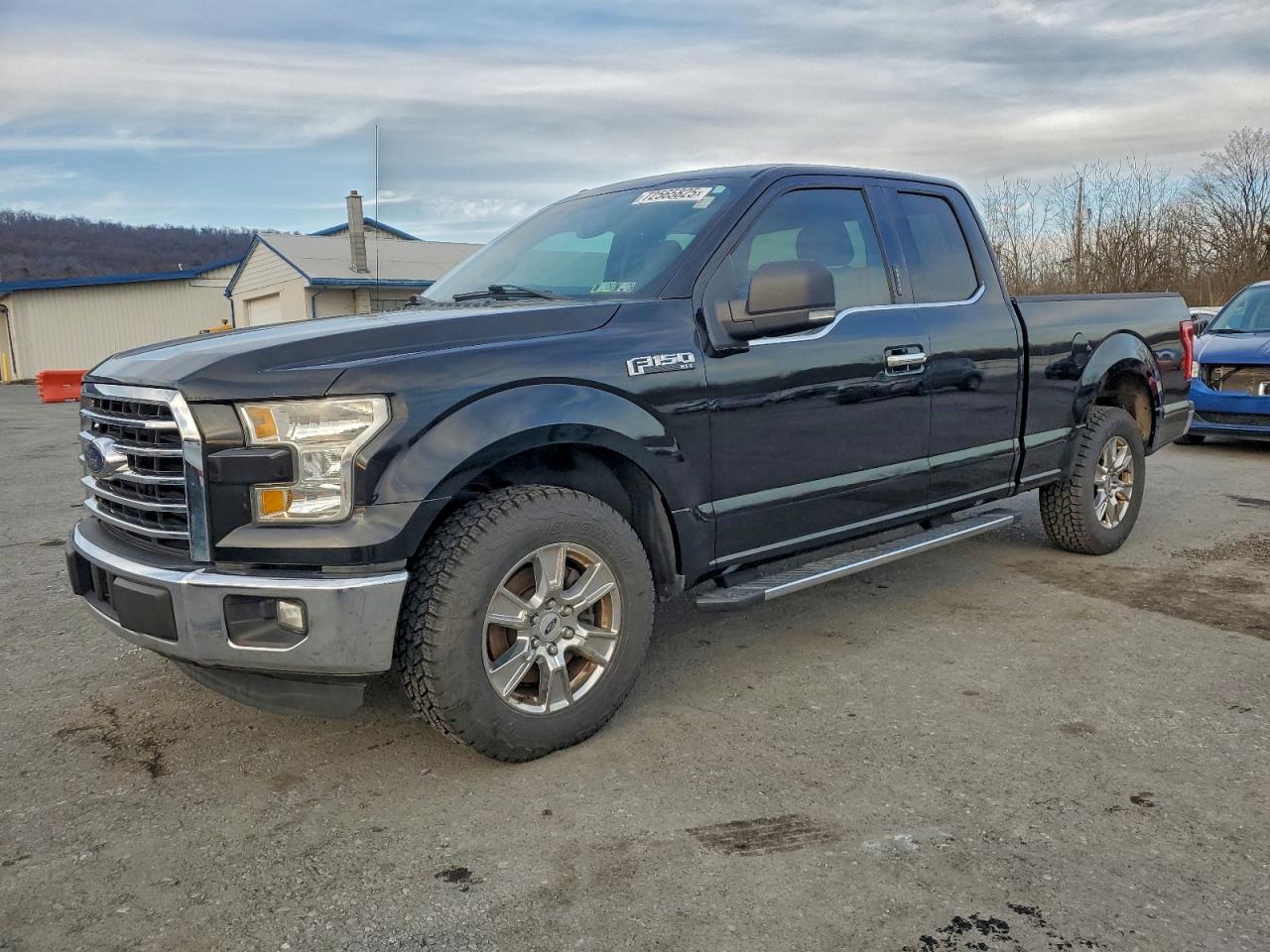 Ford F-150 Super Cab Image 1