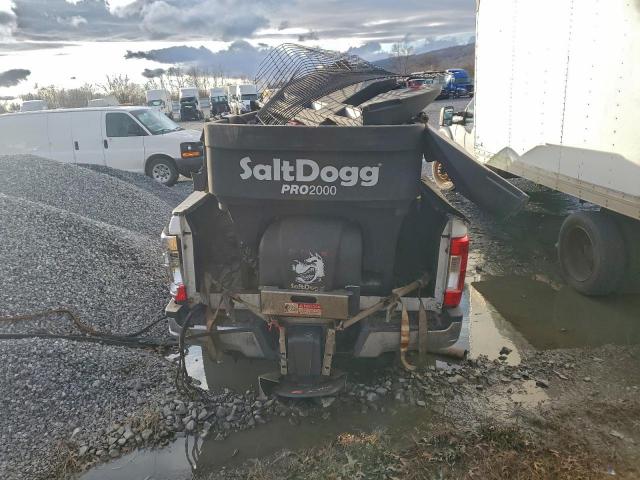 Ford F-350 Super Duty Image 5