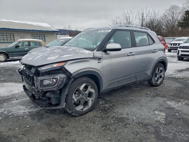  Salvage Hyundai VENUE