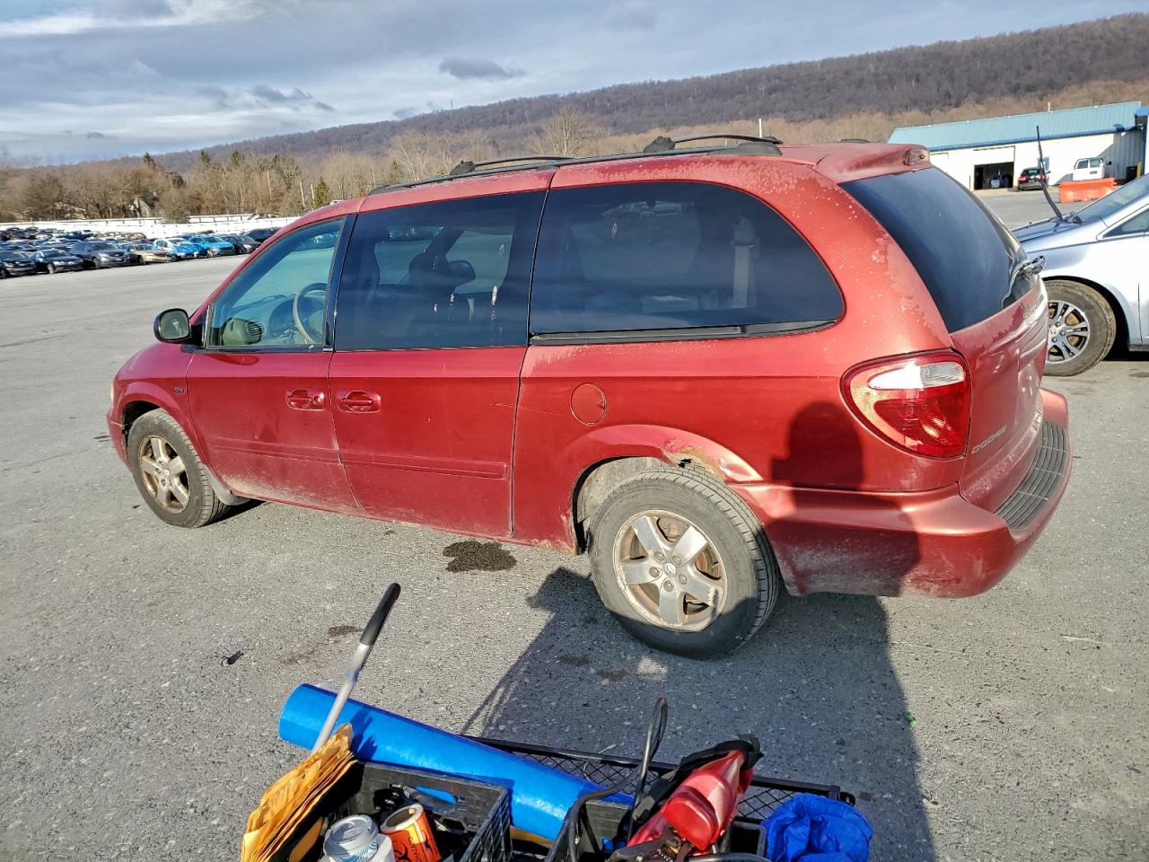 Dodge Caravan Sxt Image 2