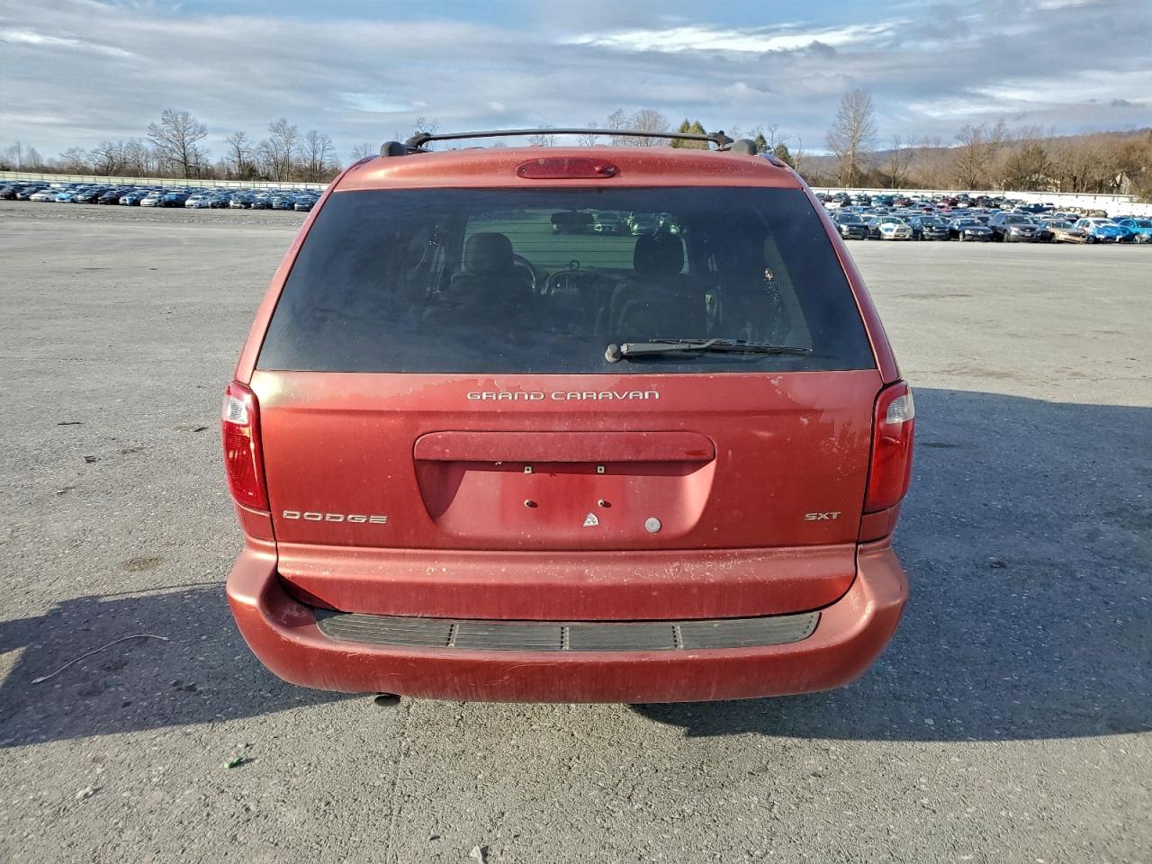 Dodge Caravan Sxt Image 9