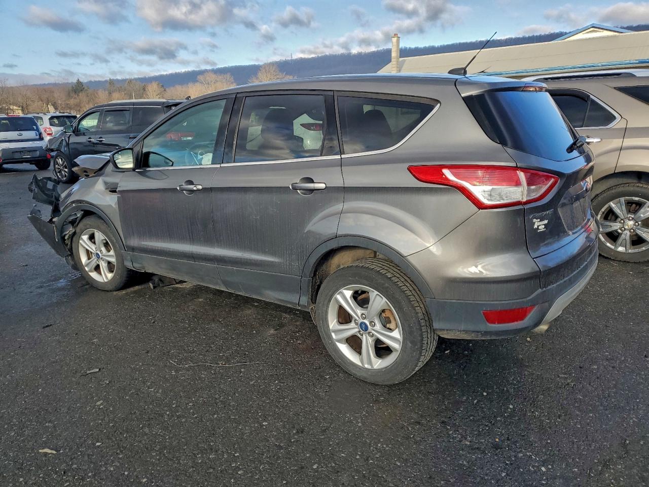 Ford Escape Se Image 3