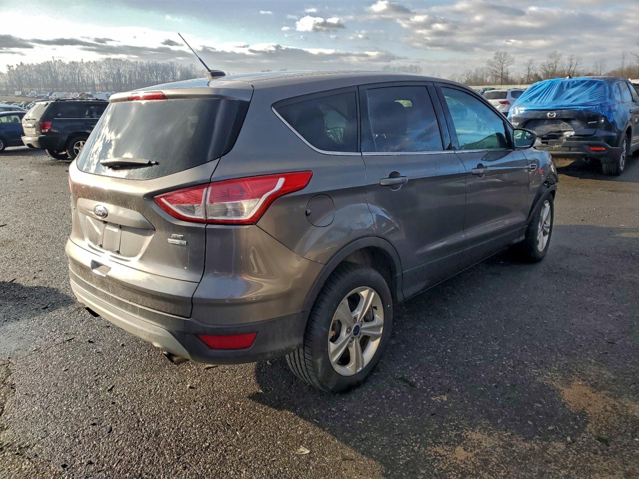 Ford Escape Se Image 2